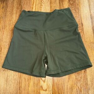 Zentoa Olive Green Women's Shorts